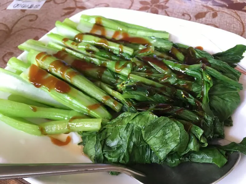 蠔油菜心(チョイサムのオイスターソース炒め)当時9.95ドル