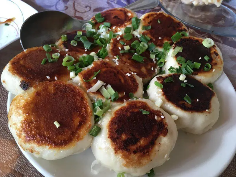 猪肉生煎包(上海風焼き小籠包)10個 当時14.95ドル