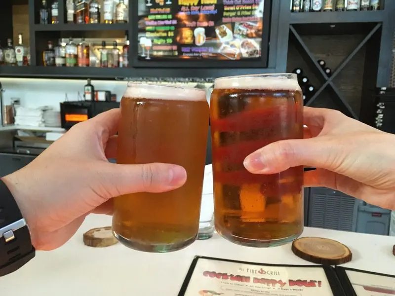 生ビール(当時5ドル)で乾杯