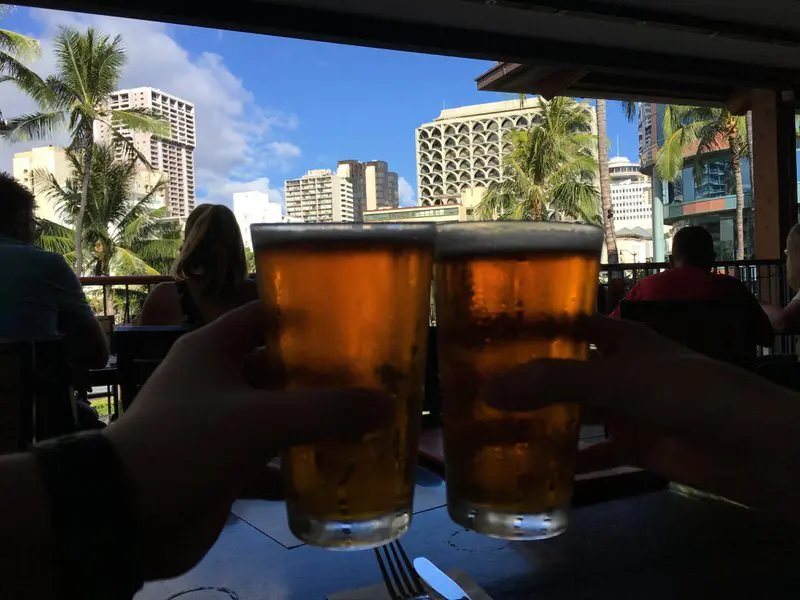 ラグニタスIPA(当時9ドル)で乾杯